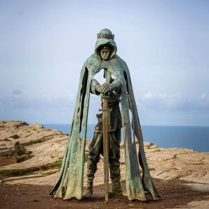 A bronze statue of King Arthur, Tintagel.