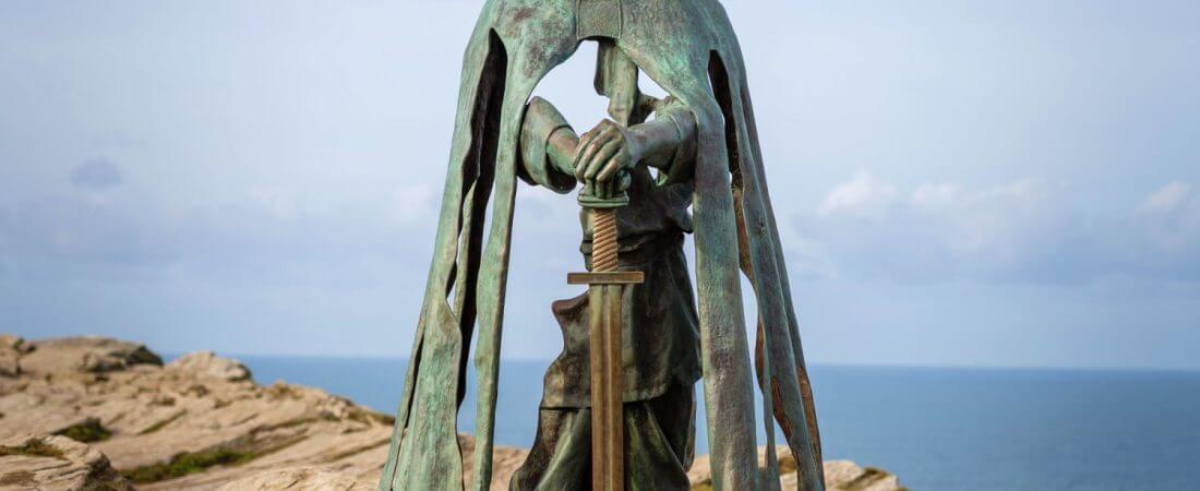 A bronze statue of King Arthur, Tintagel.