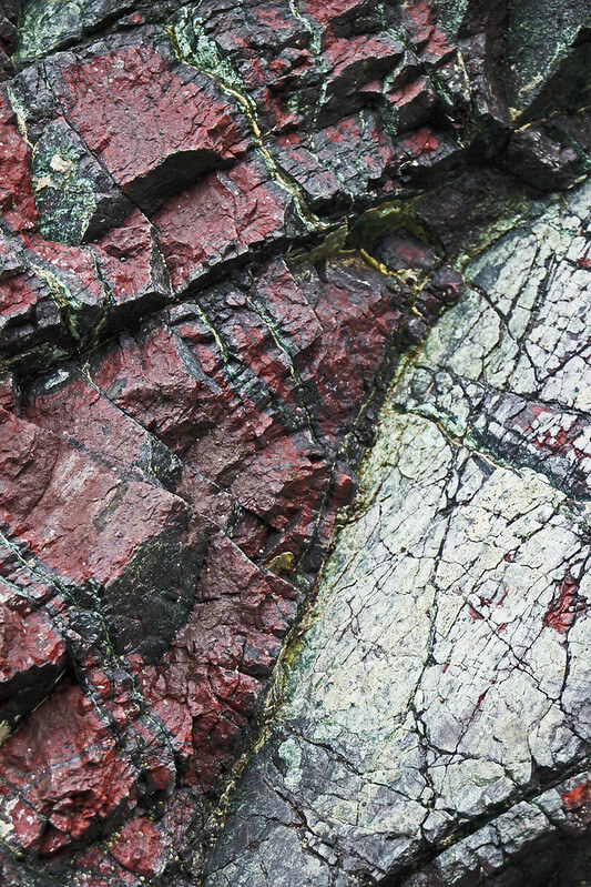 Serpentine stones found at Kynance Cove.
