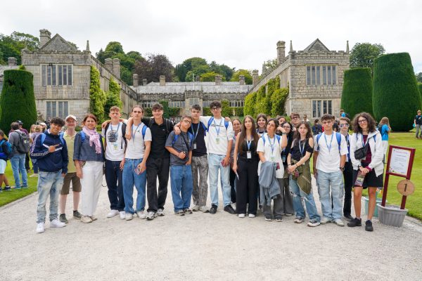 ランハイドロック・ハウスでのランゲージ・ツリーの生徒たち