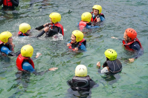 18歳未満の<span>ケア</span>